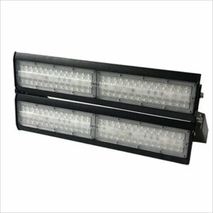 Projecteur-led-200W-grande-hauteur-ip65